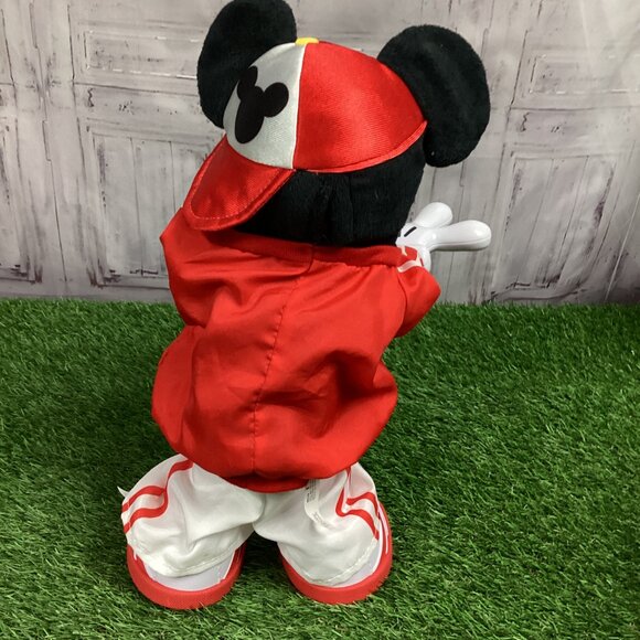 Disney Fisher Price M3 Master Moves Mickey Mouse Hip Hop Breakdancing Toy - Picture 6 of 12